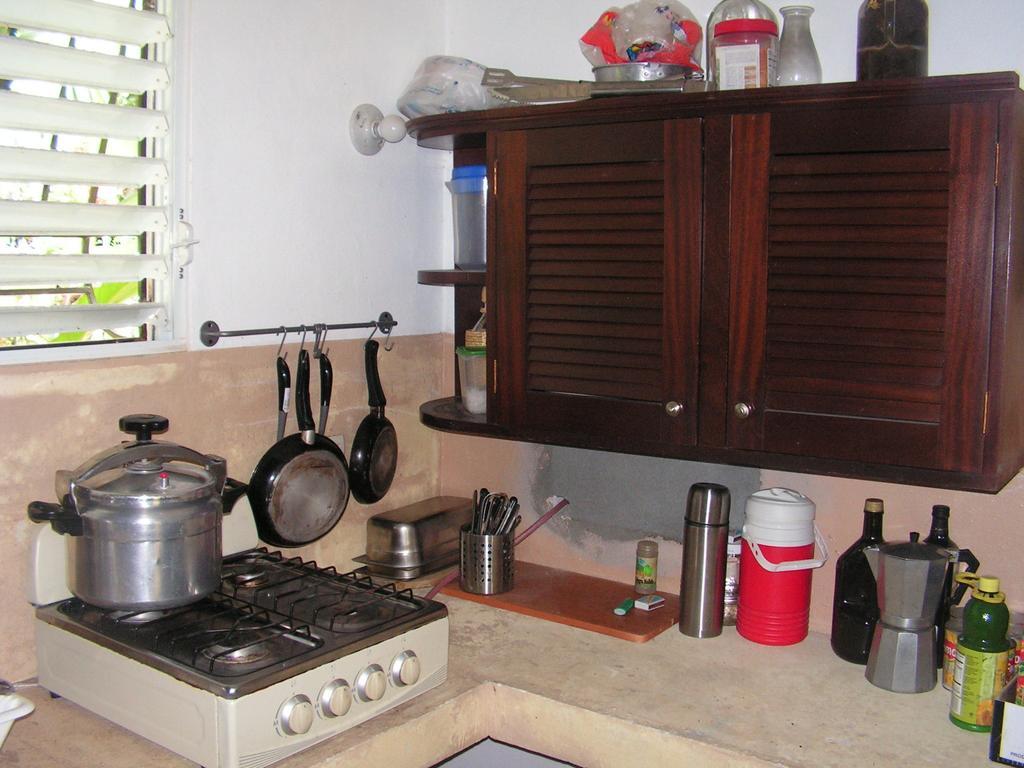 Conrado'S Guesthouse B&B Las Avispas 客房 照片